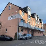 Bitzer Zentrum 24h Check In Fruehstueck Zubuchbar Gratis Parkplaetze Hotel