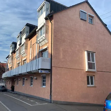 Bitzer Zentrum 24h Check In Gratis Parkplaetze Hotel 3*