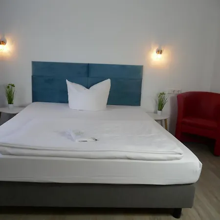 Ξενοδοχείο Bitzer Zentrum 24h Check In Fruehstueck Zubuchbar Gratis Parkplaetze 3*