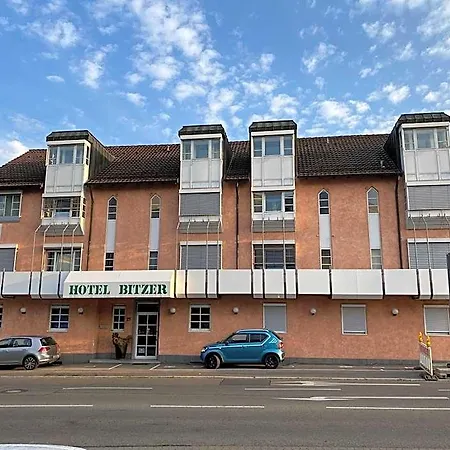 מלון Bitzer Zentrum 24h Check In Fruehstueck Zubuchbar Gratis Parkplaetze 3*