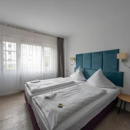 Bitzer Zentrum 24h Check In Fruehstueck Zubuchbar Gratis Parkplaetze Μπάκνανγκ