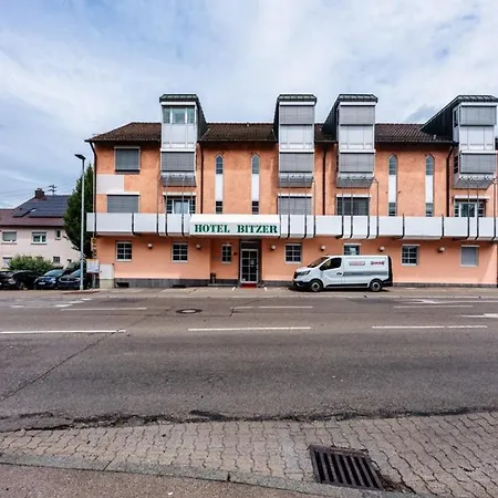 Bitzer Zentrum 24h Check In Fruehstueck Zubuchbar Gratis Parkplaetze Ξενοδοχείο Μπάκνανγκ