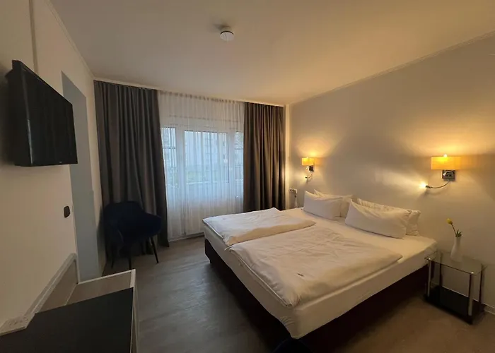 Szálloda Bitzer Zentrum 24h Check In Gratis Parkplaetze Backnang