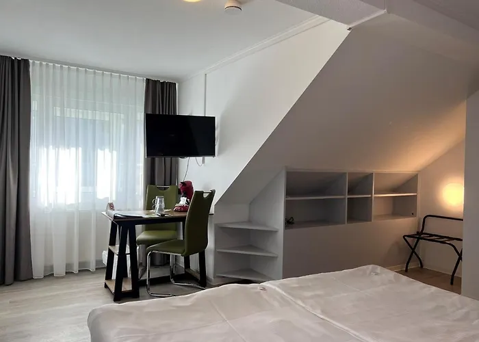 Szálloda Bitzer Zentrum 24h Check In Gratis Parkplaetze 3*