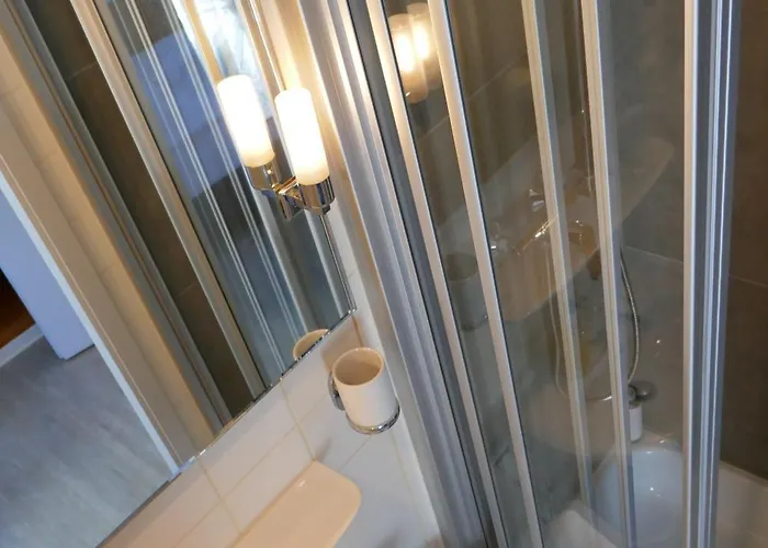 Bitzer Zentrum 24h Check In Gratis Parkplaetze ホテル 3*