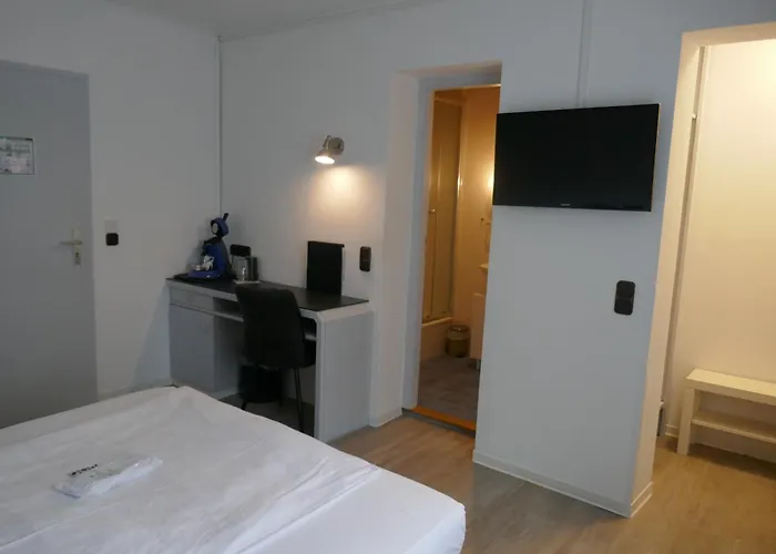 Bitzer Zentrum 24h Check In Gratis Parkplaetze 3* Backnang