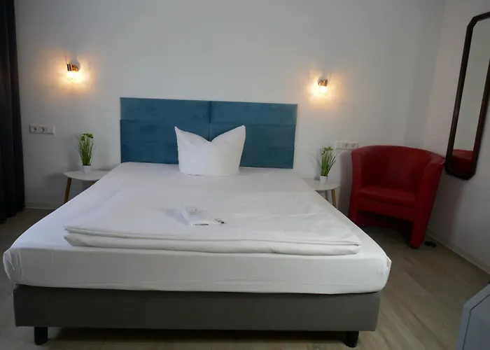 ホテル Bitzer Zentrum 24h Check In Gratis Parkplaetze 3*